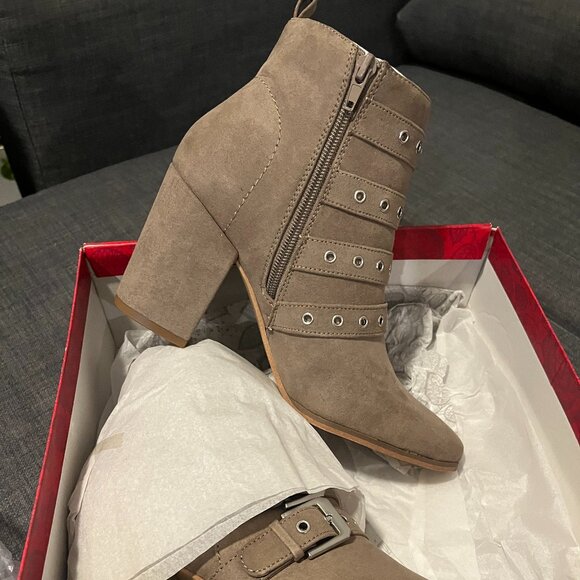 Santana Women's Buckle Boox Gamma, DOE size 8.5 - Picture 3 of 6